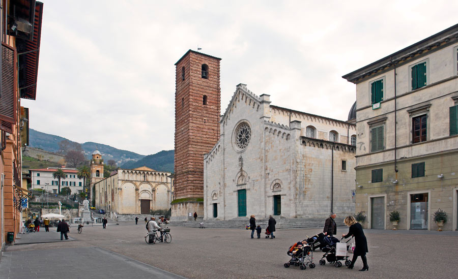 wine tour adventure - tuscany - pietrasanta